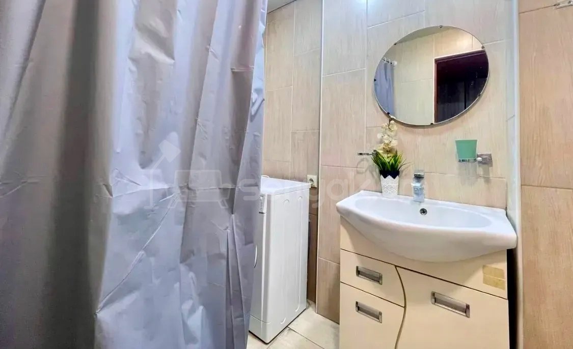 3 Սենյականոց Բնակարան, 75քմ, 4/11 հարկ, Նորմալ Վիճակում