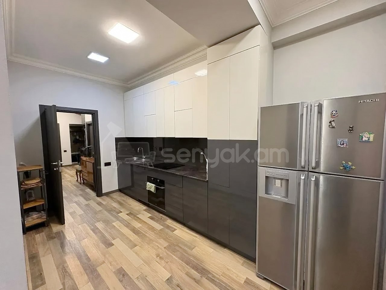 3 Սենյականոց Բնակարան Նորակառույցում, 90քմ, 3/9 հարկ, Կապիտալ Վերանորոգված