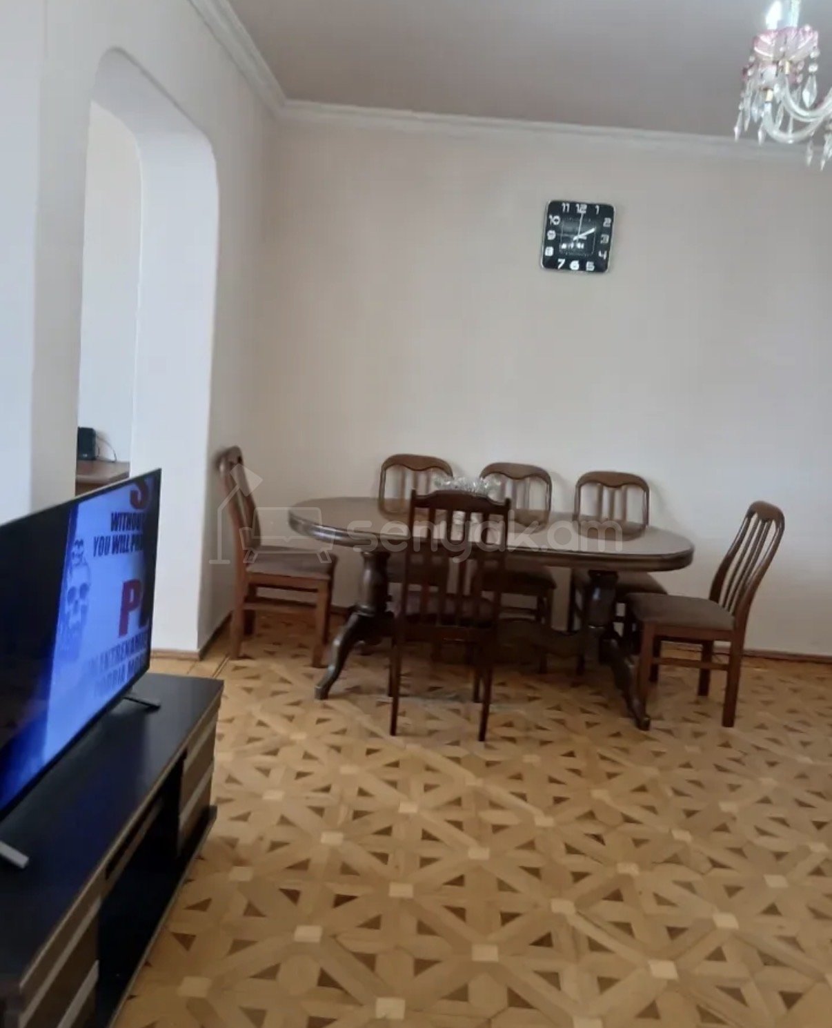 3 Սենյականոց Բնակարան, 110քմ, 6/9 հարկ, Նորմալ Վիճակում