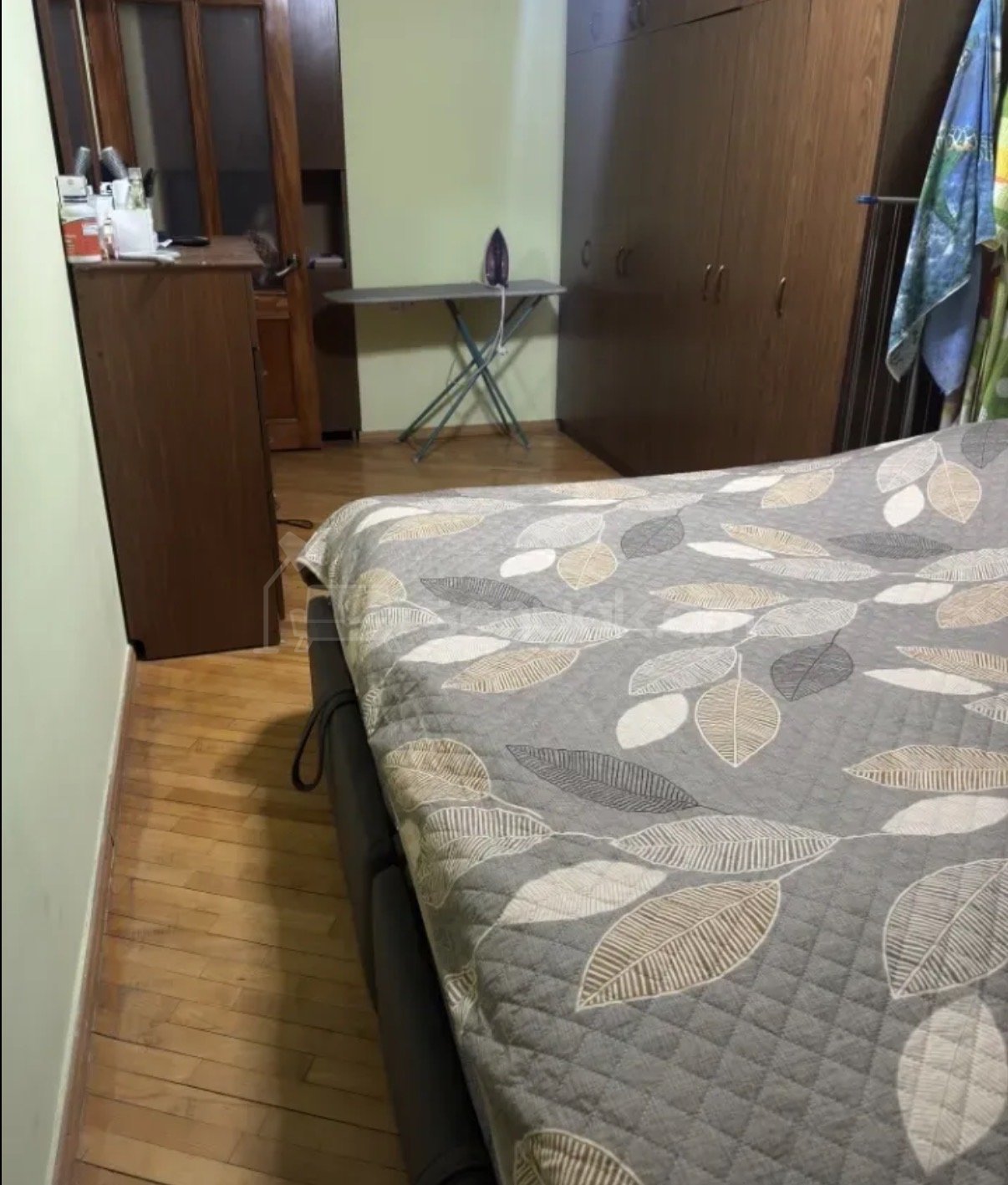 3 Սենյականոց Բնակարան Քարե Շենքում, 74քմ, 4/4 հարկ, Նորմալ Վիճակում