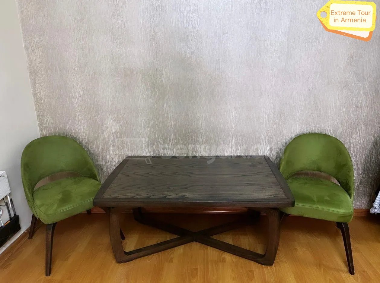 2 Սենյականոց Բնակարան Քարե Շենքում, 52քմ, 4/5 հարկ, Նորմալ Վիճակում, Կահավորված, Արևկող