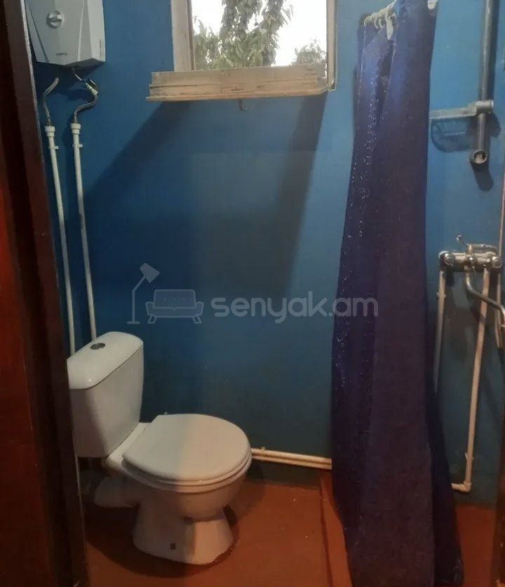 1 Սենյականոց Բնակարան Քարե Շենքում, 30քմ, 1/1 հարկ, Նորմալ Վիճակում, Կահավորված, Արևկող