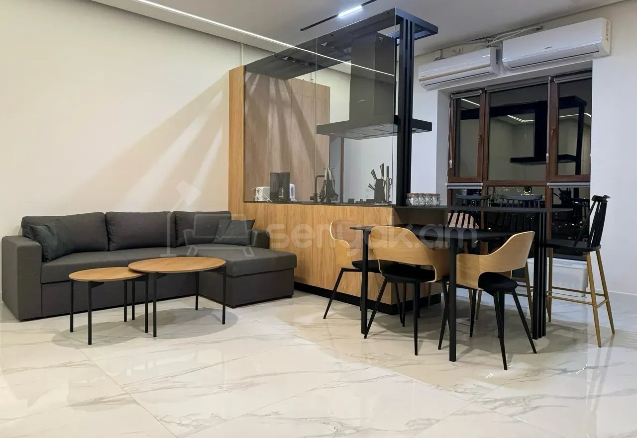 3 Սենյականոց Բնակարան Նորակառույցում, 67քմ, 12/13 հարկ, Դիզայներական Վերանորոգված, Կահավորված, Արևկող