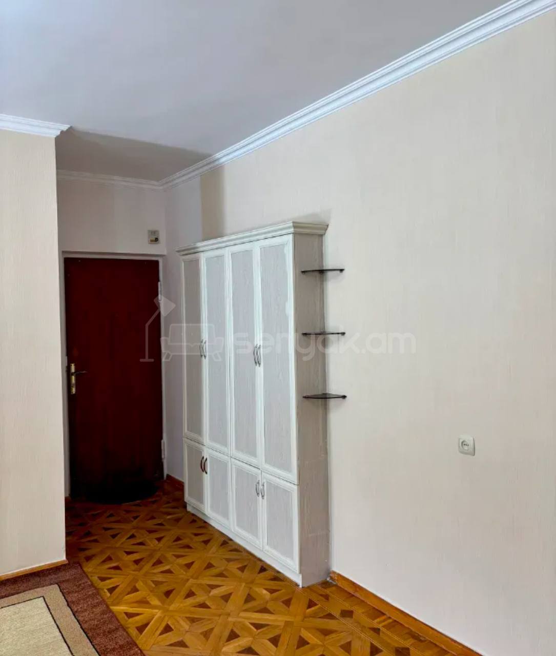 2 Սենյականոց Բնակարան Քարե Շենքում, 70քմ, 3/5 հարկ, Կապիտալ Վերանորոգված, Կահավորված