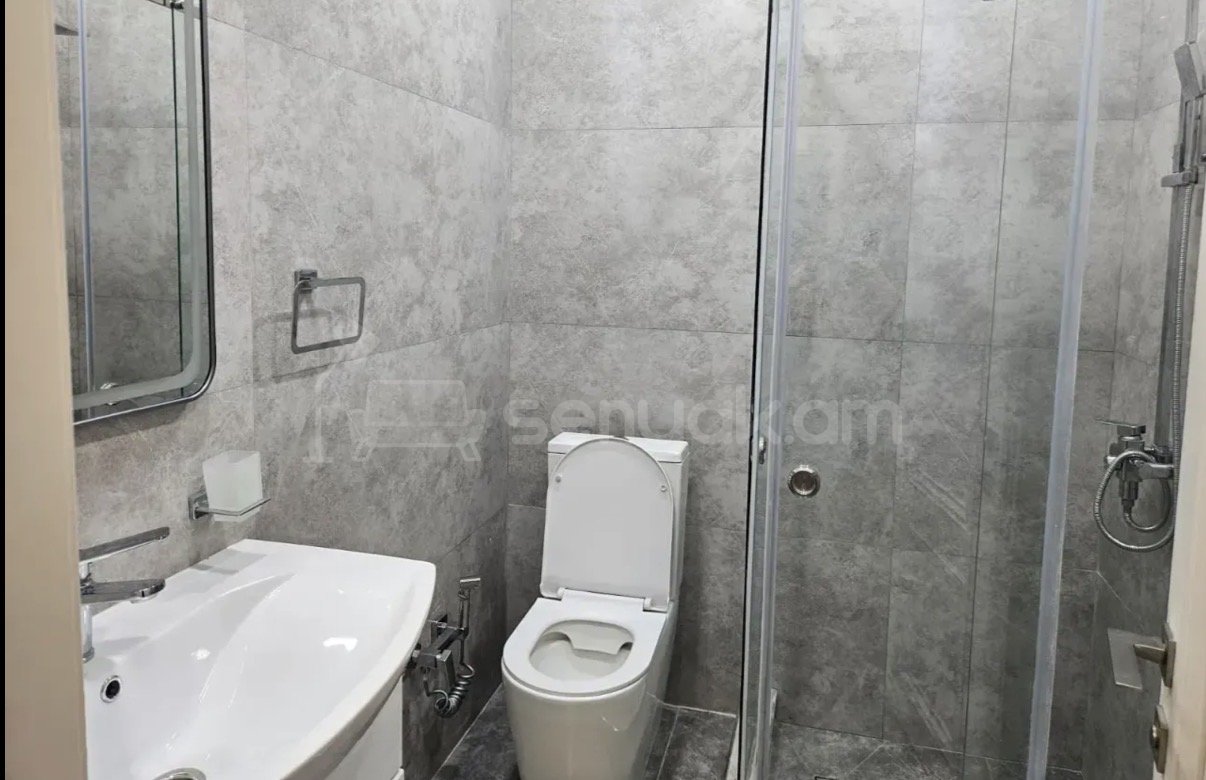 3 Սենյականոց Բնակարան Նորակառույցում, 84քմ, 5/14 հարկ, Կապիտալ Վերանորոգված, Կահավորված