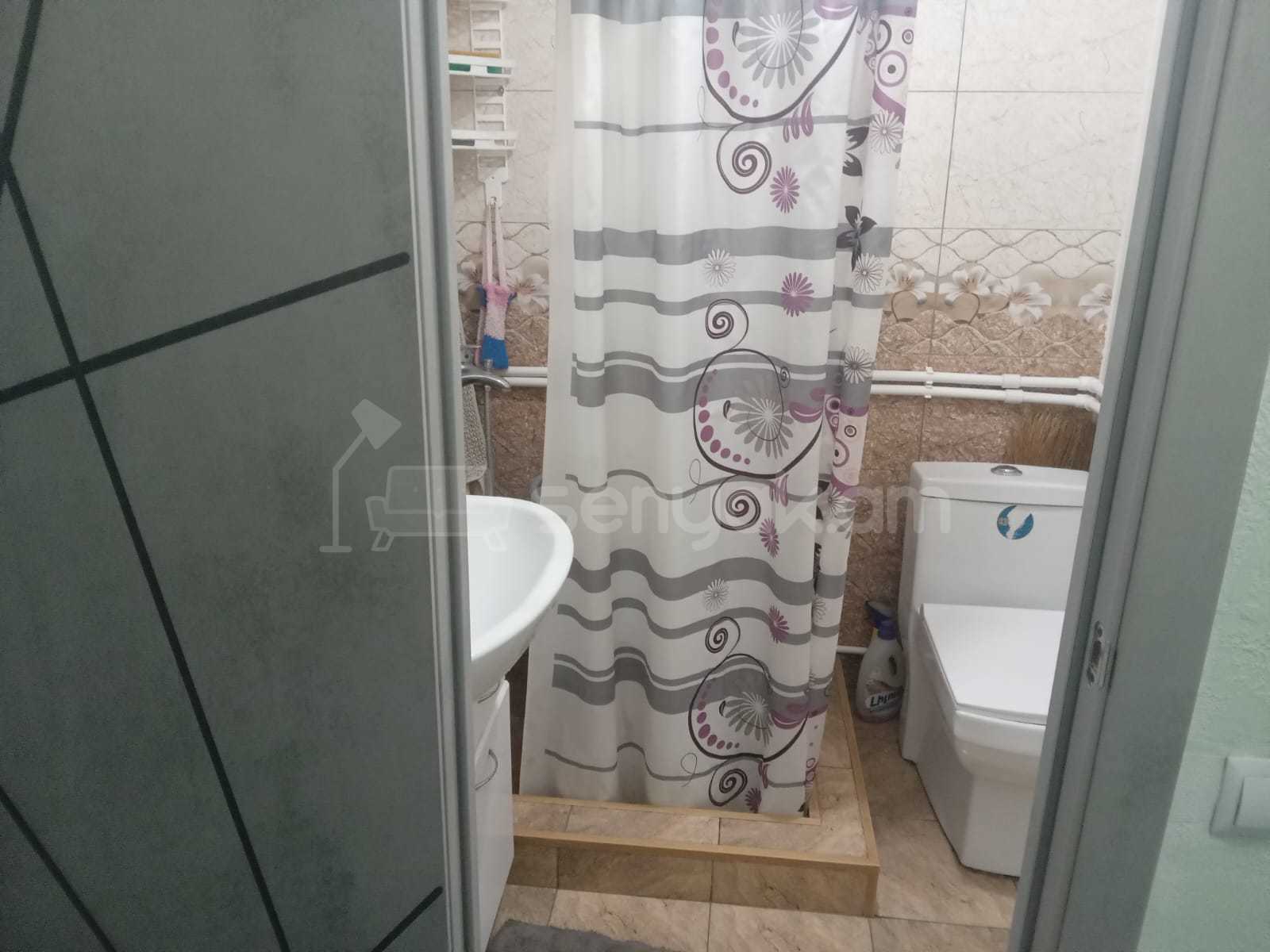 1 Սենյականոց Բնակարան Քարե Շենքում, 35քմ, 2/5 հարկ, Կապիտալ Վերանորոգված, Կահավորված, Արևկող