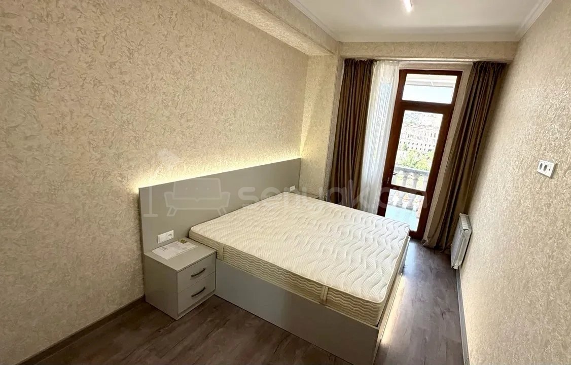 2 Սենյականոց Բնակարան Նորակառույցում, 57քմ, 7/8 հարկ, Դիզայներական Վերանորոգված, Կահավորված, Արևկող