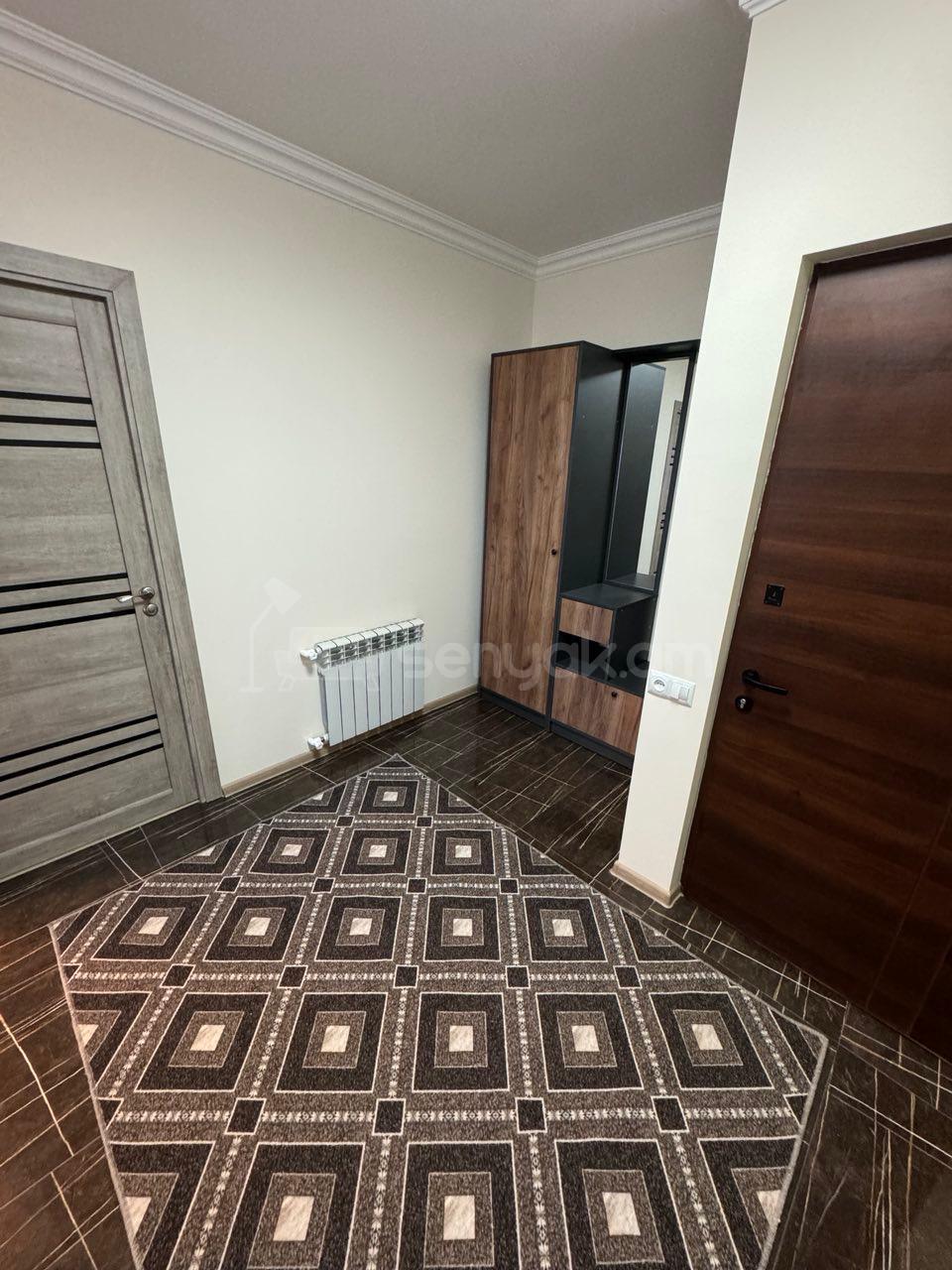 2 Սենյականոց Բնակարան Քարե Շենքում, 45քմ, 5/5 հարկ, Դիզայներական Վերանորոգված