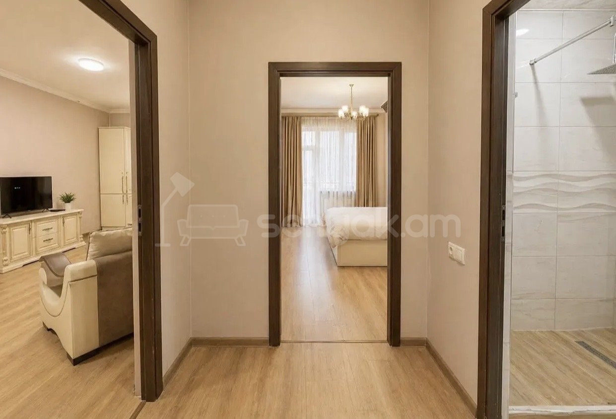 2 Սենյականոց Բնակարան Նորակառույցում, 78քմ, 5/5 հարկ, Կապիտալ Վերանորոգված