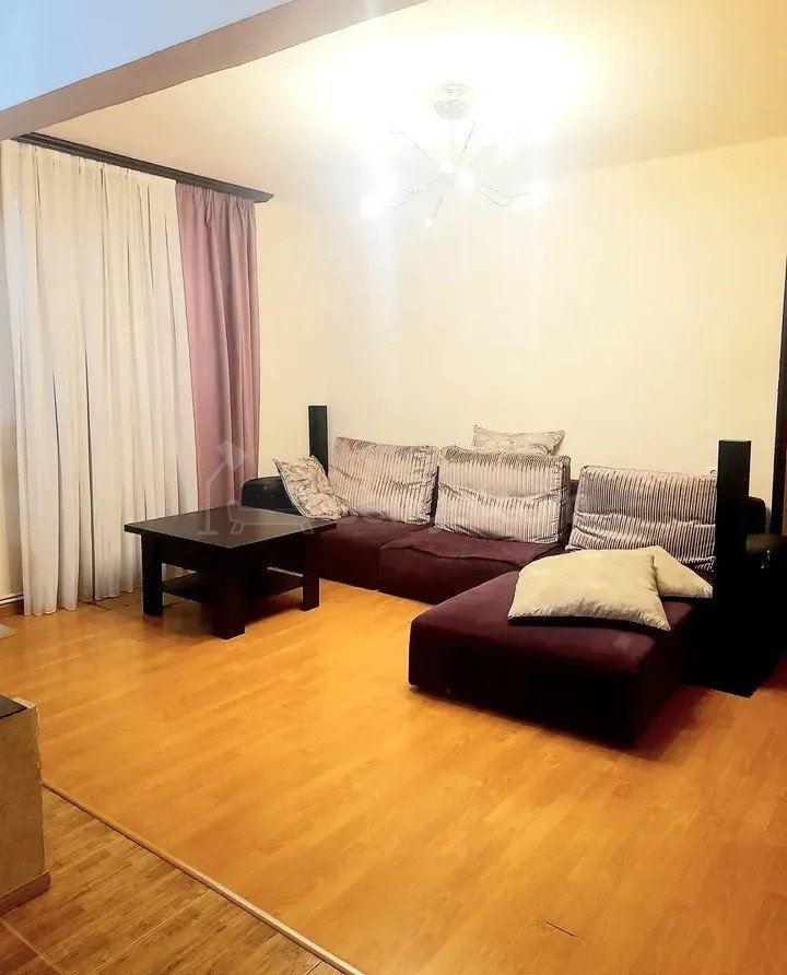 3 Սենյականոց Բնակարան, 72քմ, 1/12 հարկ, Կապիտալ Վերանորոգված