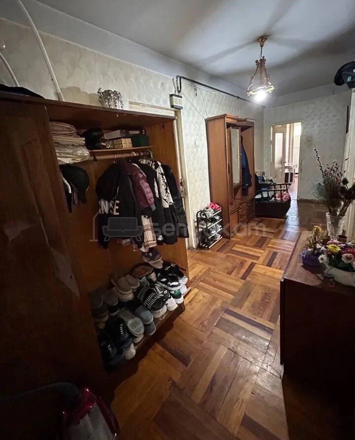 3 Սենյականոց Բնակարան, 76քմ, 5/9 հարկ, Նորմալ Վիճակում