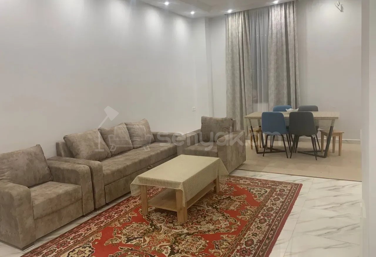 3 Սենյականոց Բնակարան, 90քմ, 2/9 հարկ, Կոսմետիկ Վերանորոգված, Կահավորված