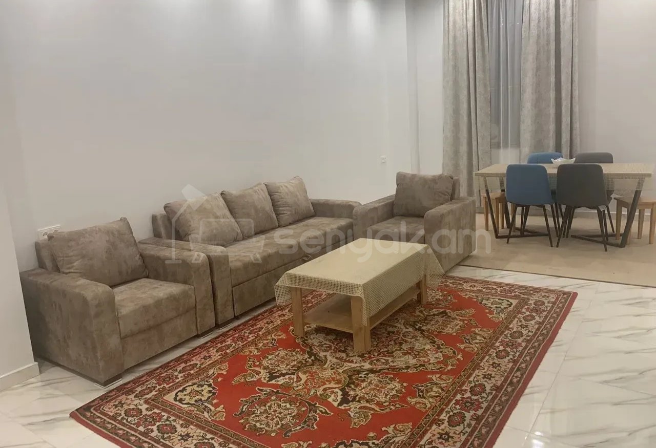 3 Սենյականոց Բնակարան, 90քմ, 2/9 հարկ, Կոսմետիկ Վերանորոգված, Կահավորված