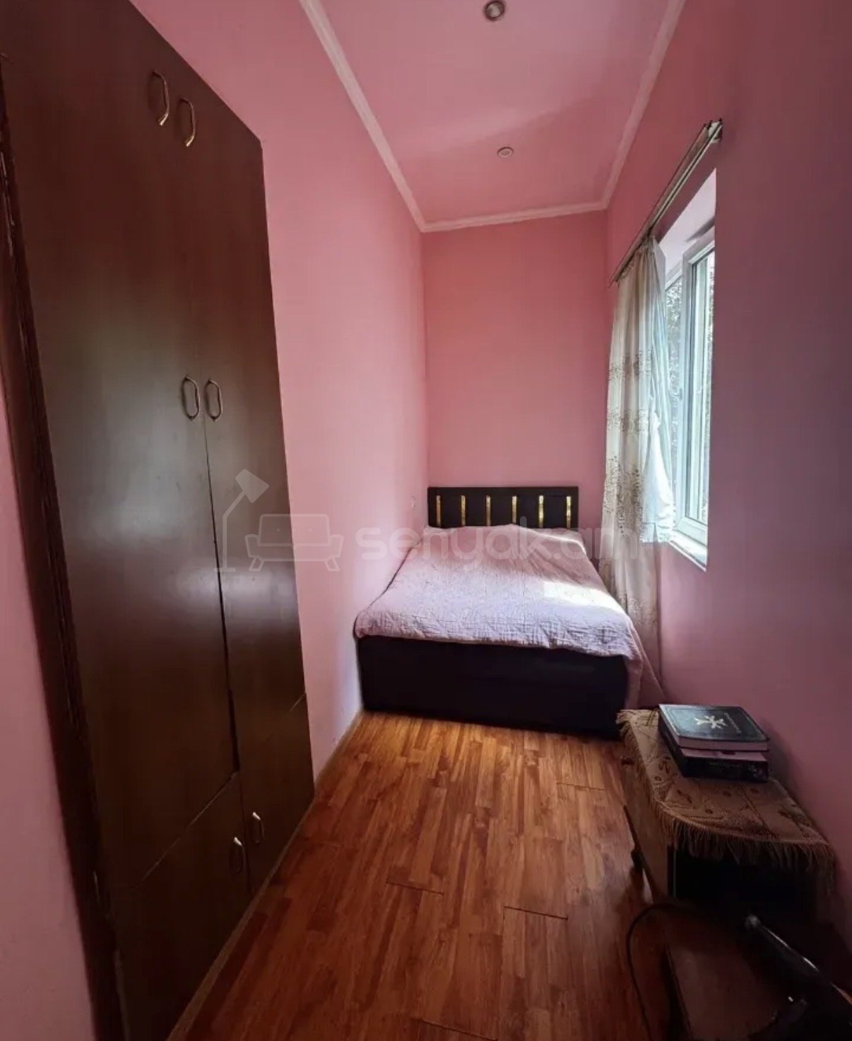 3 Սենյականոց Բնակարան Քարե Շենքում, 55քմ, 2/3 հարկ, Նորմալ Վիճակում, Կահավորված