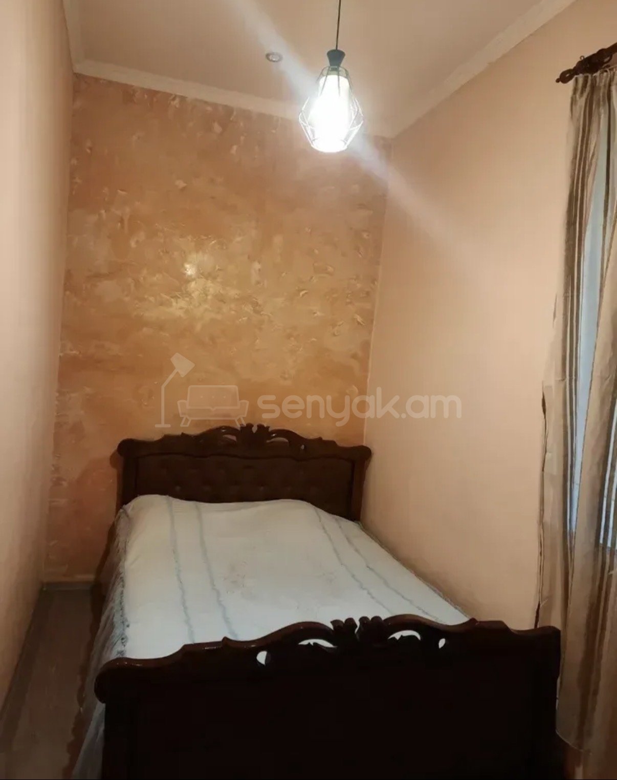 3 Սենյականոց Բնակարան Քարե Շենքում, 55քմ, 2/3 հարկ, Նորմալ Վիճակում, Կահավորված