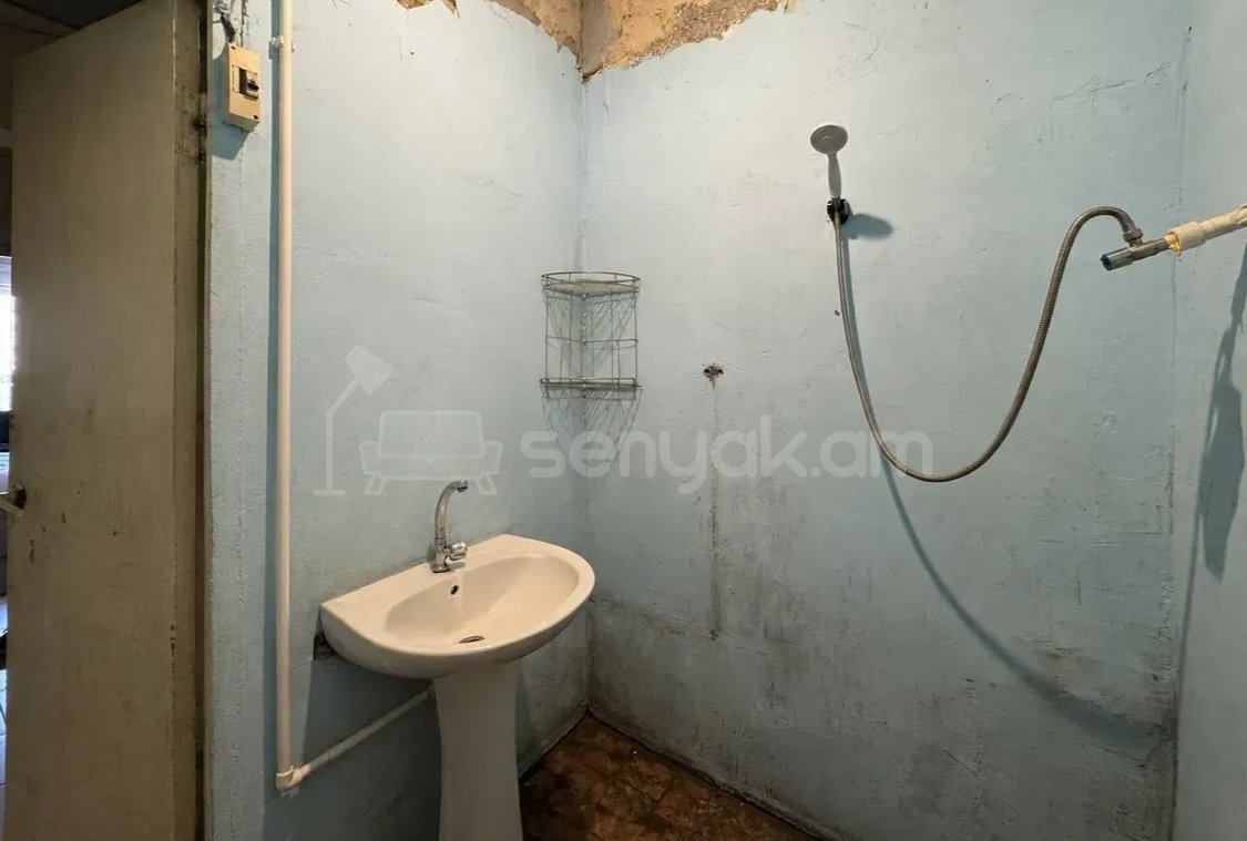 4 Սենյականոց Բնակարան, 92քմ, 7/9 հարկ, Կոսմետիկ Վերանորոգված