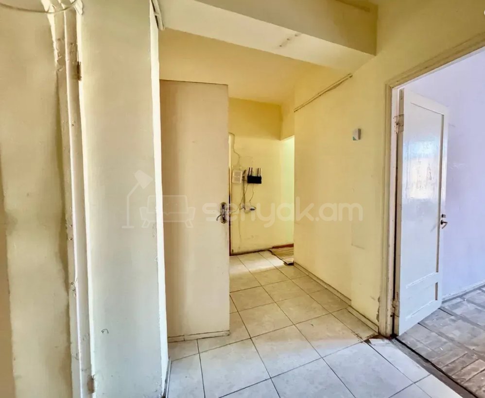 4 Սենյականոց Բնակարան, 92քմ, 7/9 հարկ, Կոսմետիկ Վերանորոգված