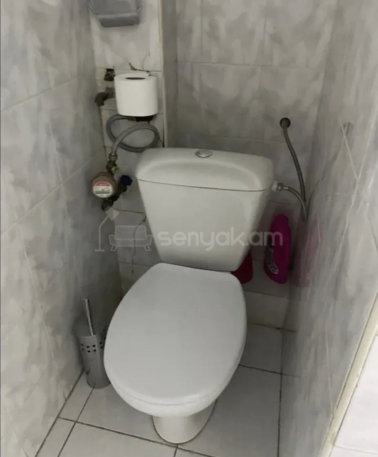 2 Սենյականոց Բնակարան Քարե Շենքում, 65քմ, 5/5 հարկ, Կապիտալ Վերանորոգված