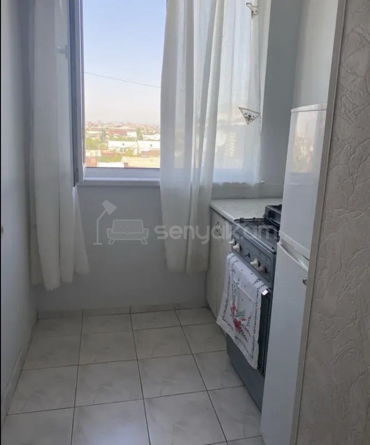 2 Սենյականոց Բնակարան Քարե Շենքում, 65քմ, 5/5 հարկ, Կապիտալ Վերանորոգված