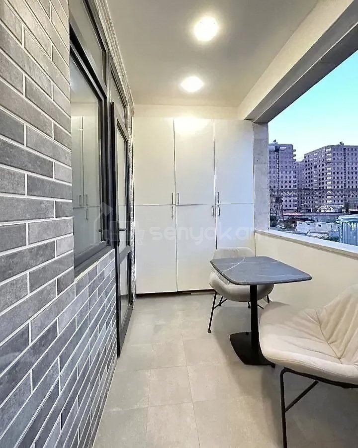 2 Սենյականոց Բնակարան Նորակառույցում, 70քմ, 3/17 հարկ, Կապիտալ Վերանորոգված