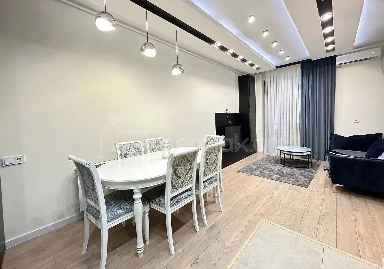2 Սենյականոց Բնակարան Նորակառույցում, 70քմ, 3/17 հարկ, Կապիտալ Վերանորոգված