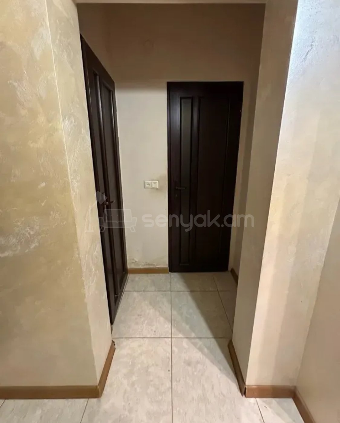 4 Սենյականոց Բնակարան, 92քմ, 1/9 հարկ, Կապիտալ Վերանորոգված