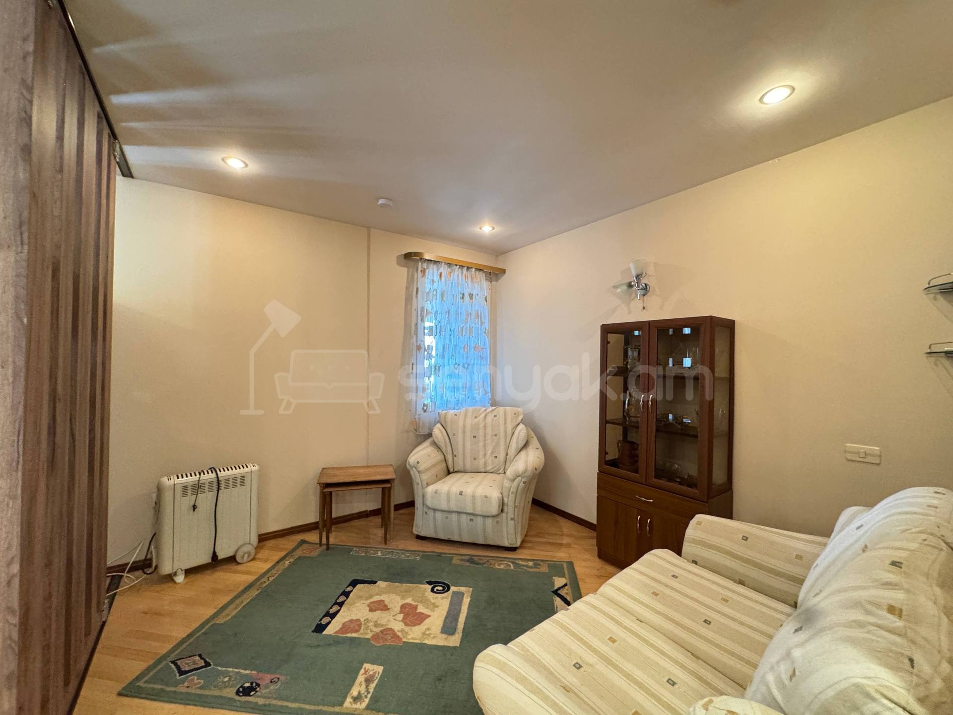 3 Սենյականոց Բնակարան Նորակառույցում, 90քմ, 1/3 հարկ, Կապիտալ Վերանորոգված, Կահավորված