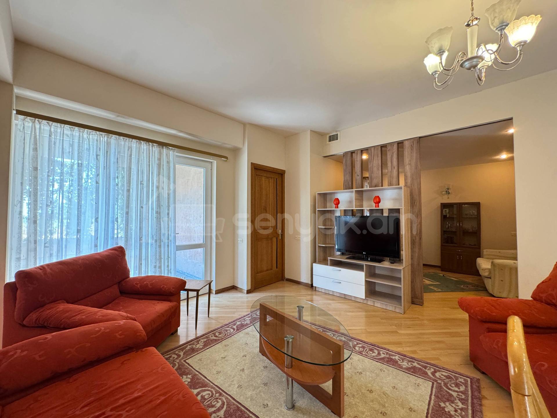 3 Սենյականոց Բնակարան Նորակառույցում, 90քմ, 1/3 հարկ, Կապիտալ Վերանորոգված, Կահավորված