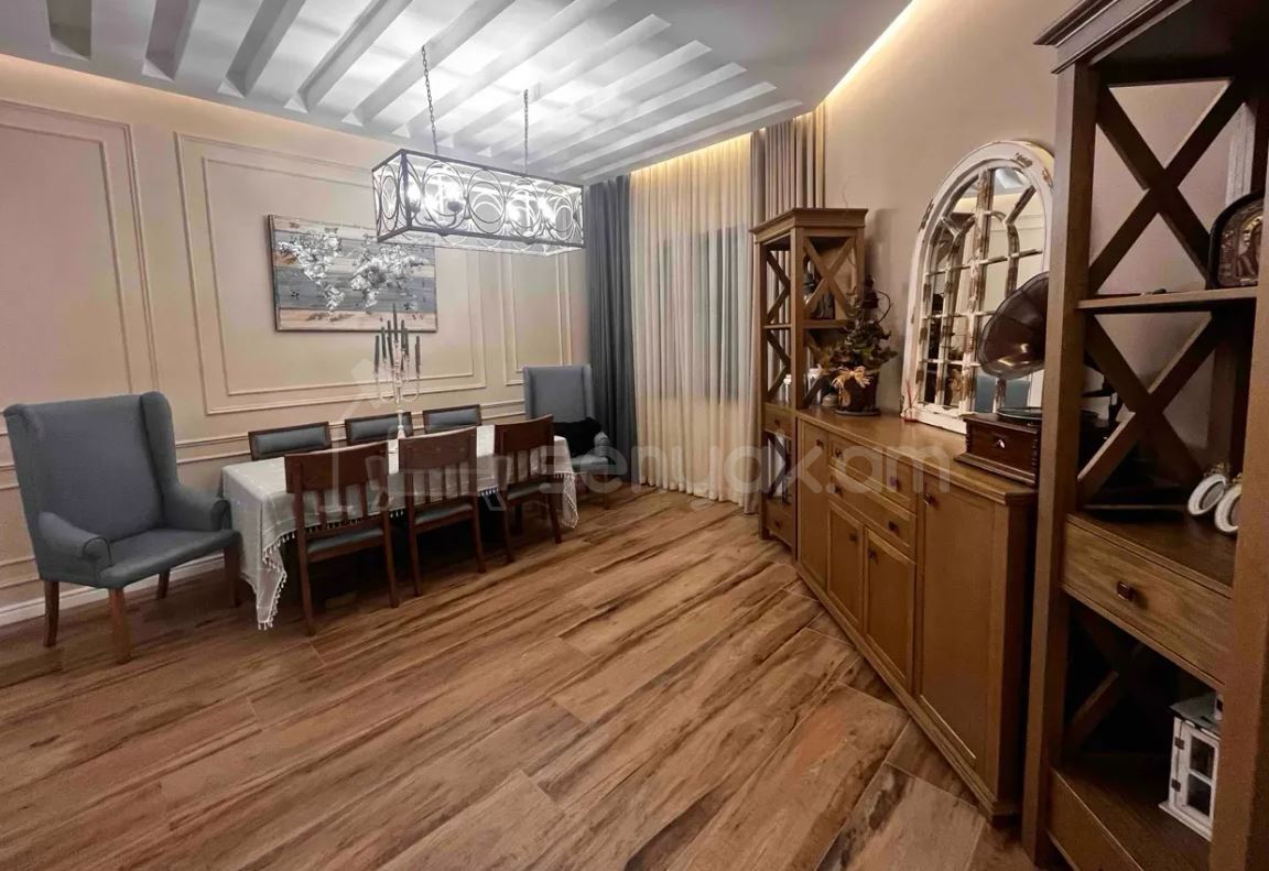 6 Սենյականոց Շքեղ Առանձնատուն, 550քմ, Լողավազանով, Ավտոտնակով