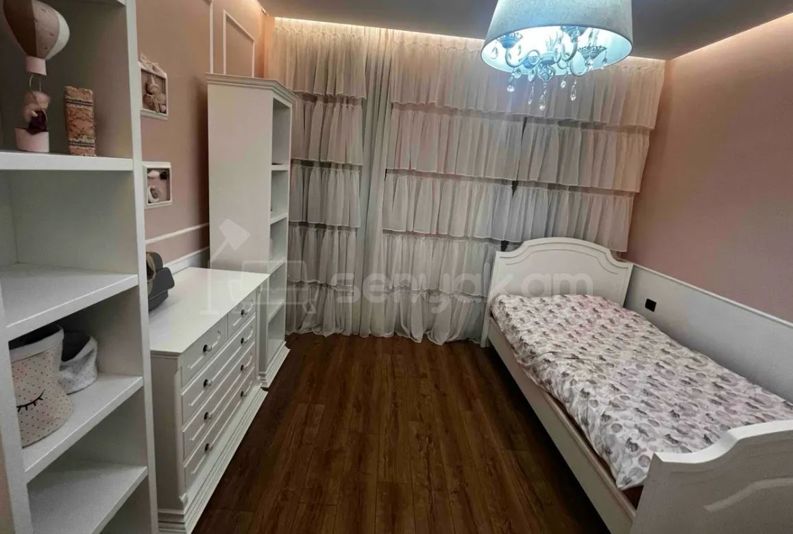 6 Սենյականոց Շքեղ Առանձնատուն, 550քմ, Լողավազանով, Ավտոտնակով