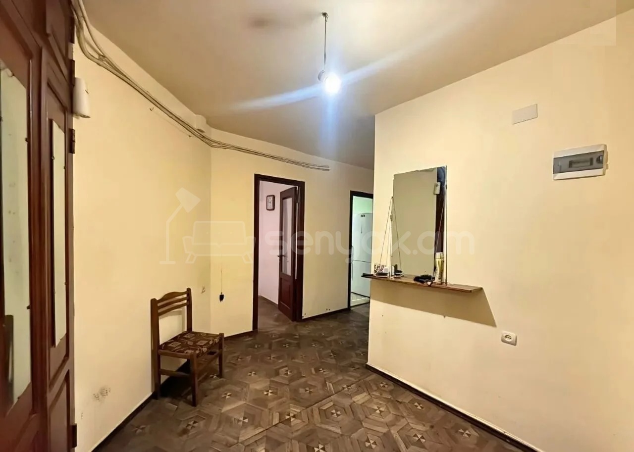 3 Սենյականոց Բնակարան, 71քմ, 8/16 հարկ, Պետական Վիճակում
