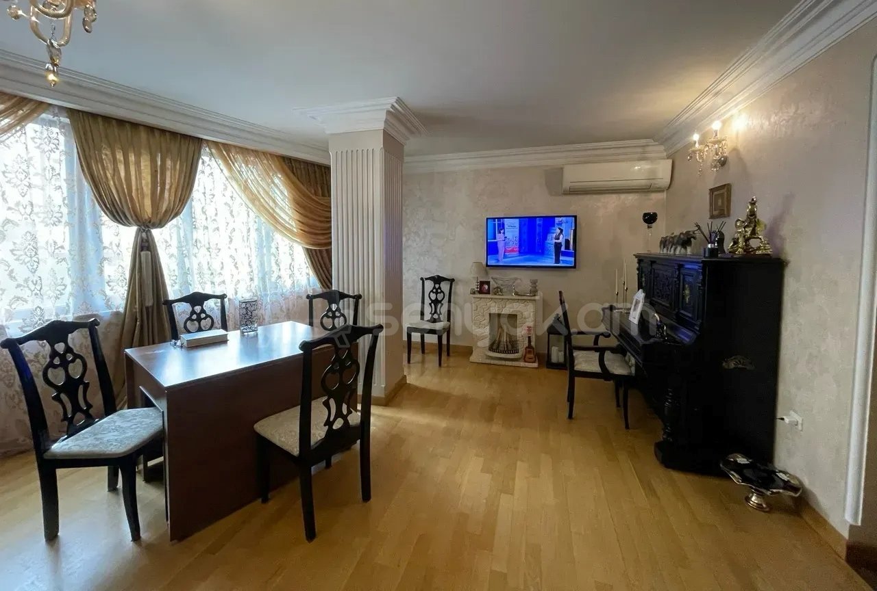 4 Սենյականոց Բնակարան, 100քմ, 3/16 հարկ, Կապիտալ Վերանորոգված
