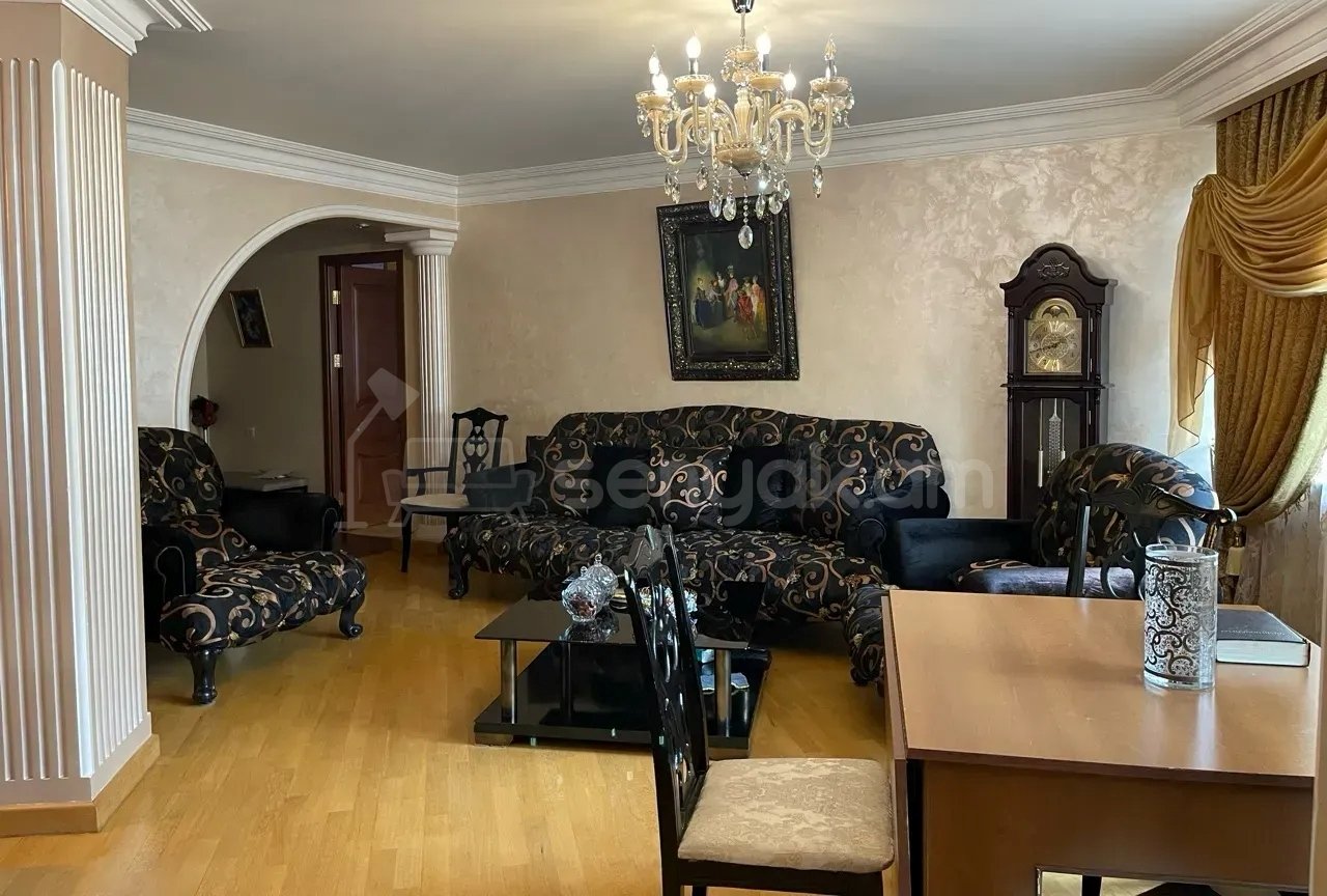 4 Սենյականոց Բնակարան, 100քմ, 3/16 հարկ, Կապիտալ Վերանորոգված