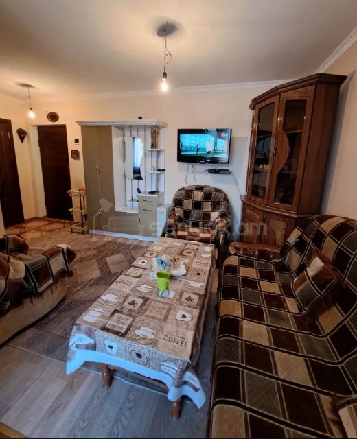 2 Սենյականոց Բնակարան, 30քմ, 4/4 հարկ, Կապիտալ Վերանորոգված