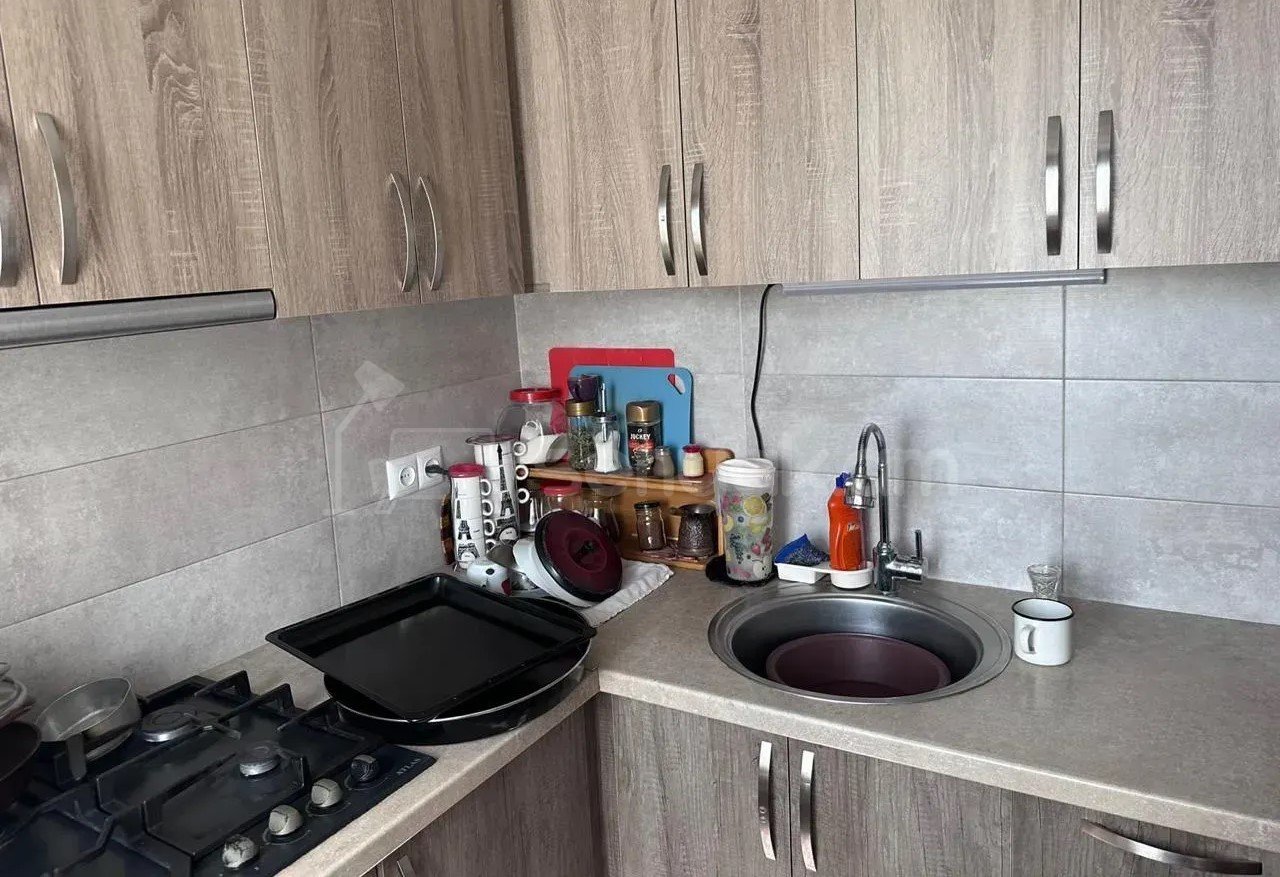 2 Սենյականոց Բնակարան Քարե Շենքում, 50քմ, 1/5 հարկ, Դիզայներական Վերանորոգված