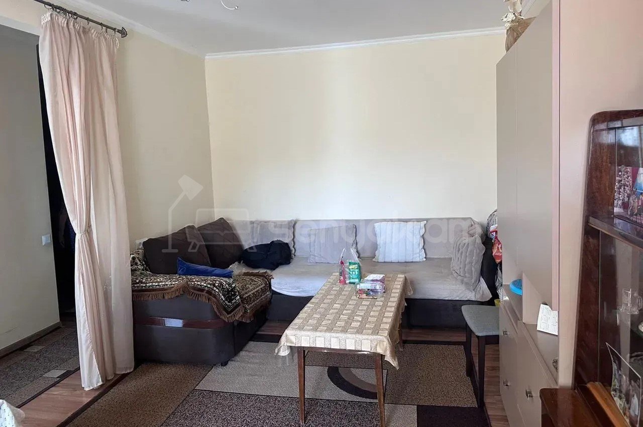 2 Սենյականոց Բնակարան Քարե Շենքում, 50քմ, 1/5 հարկ, Դիզայներական Վերանորոգված
