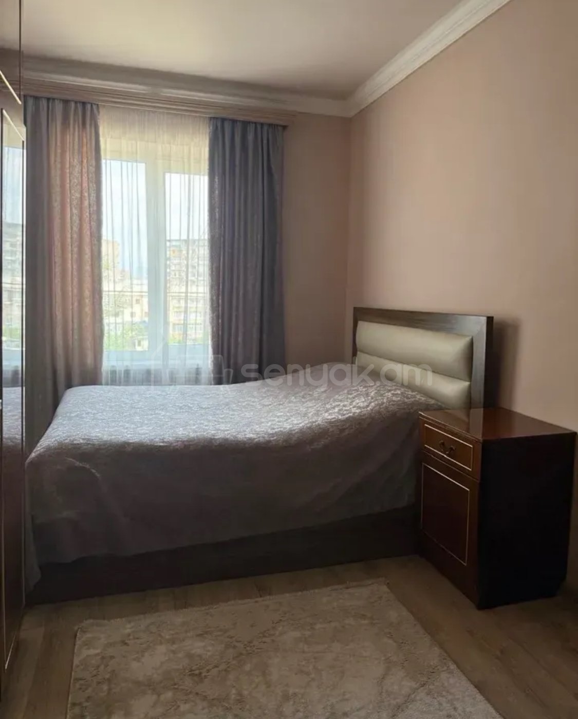 3 Սենյականոց Բնակարան Քարե Շենքում, 56քմ, 5/5 հարկ, Կապիտալ Վերանորոգված
