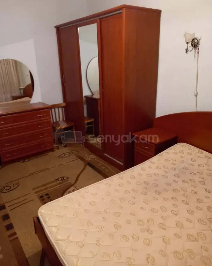 5 Սենյականոց Բնակարան Քարե Շենքում, 77քմ, 2/5 հարկ, Կոսմետիկ Վերանորոգված