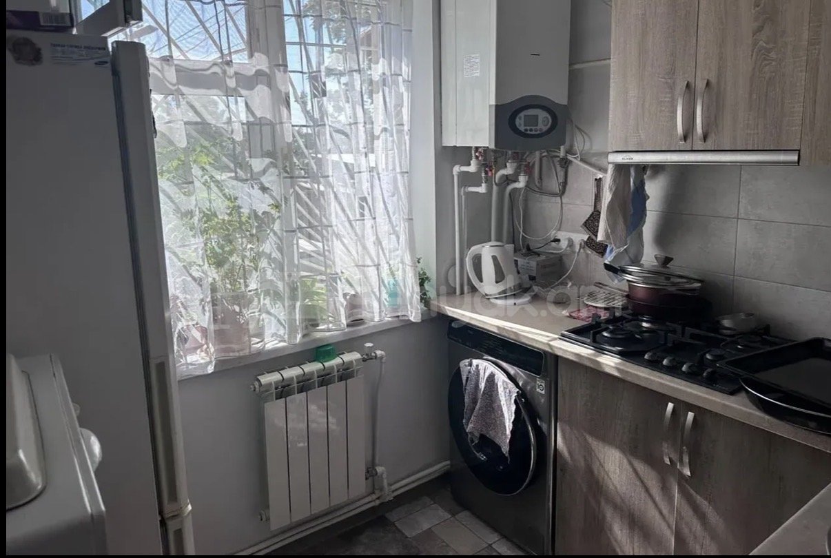 2 Սենյականոց Բնակարան Քարե Շենքում, 50քմ, 1/5 հարկ, Կապիտալ Վերանորոգված