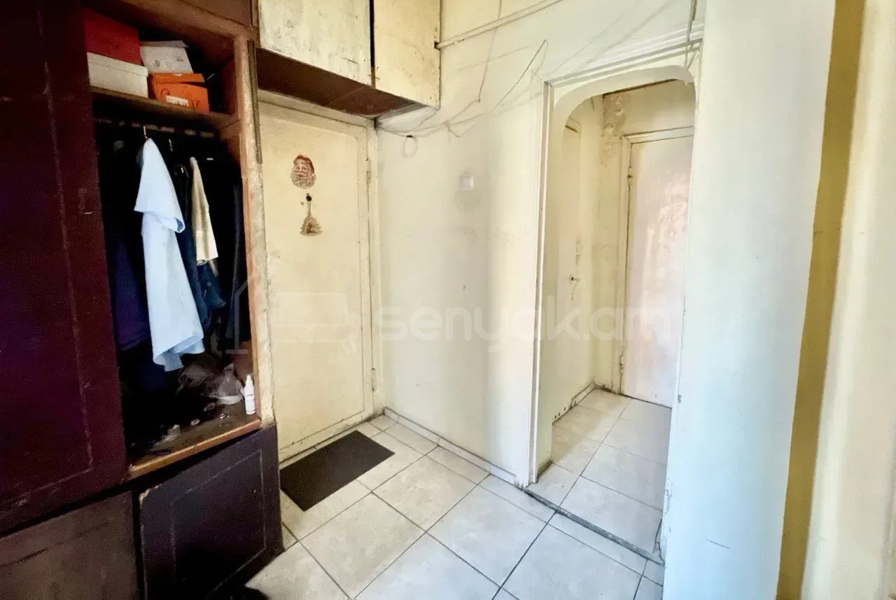 4 Սենյականոց Բնակարան, 92քմ, 7/9 հարկ, Պետական Վիճակում