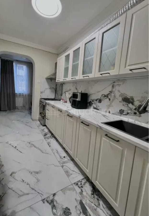 4 Սենյականոց Բնակարան, 78քմ, 2/9 հարկ, Կապիտալ Վերանորոգված