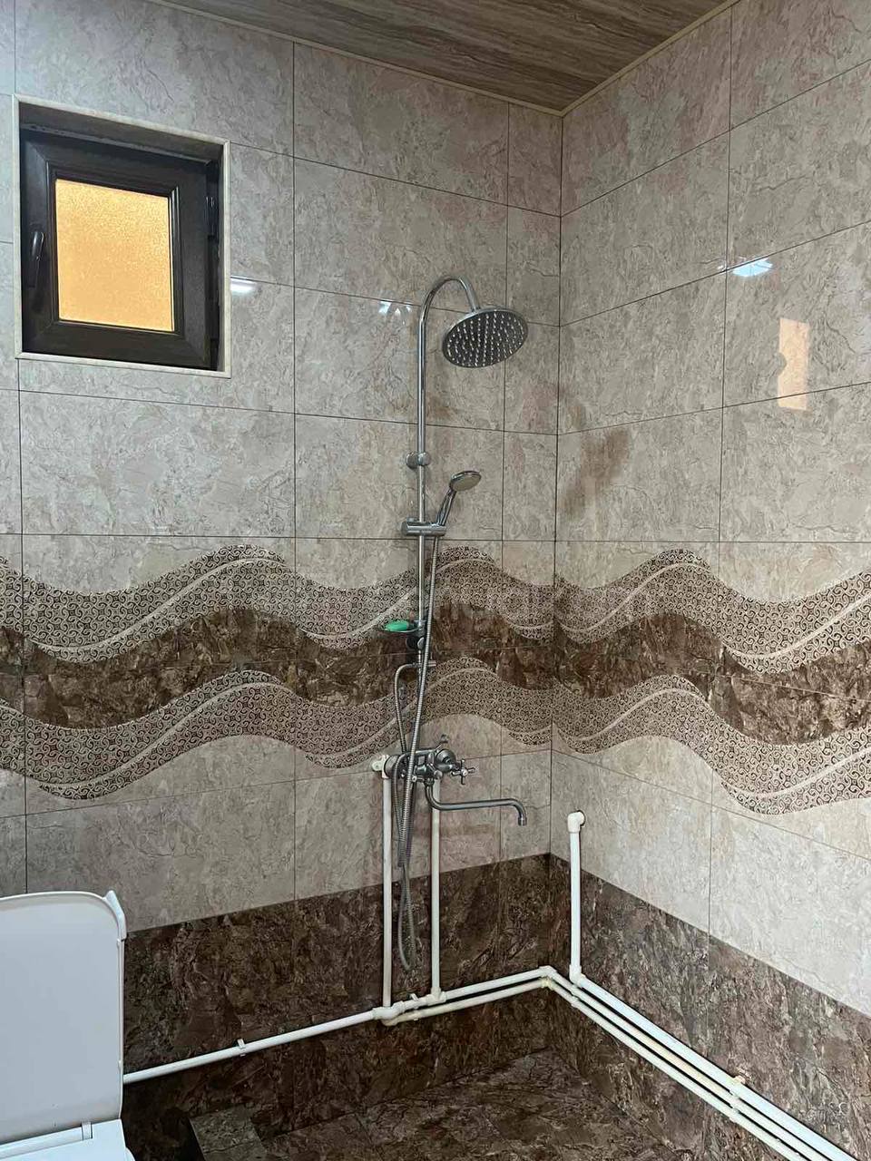 5 Սենյականոց Բնակարան Քարե Շենքում, 165քմ, 1/1 հարկ, Կապիտալ Վերանորոգված