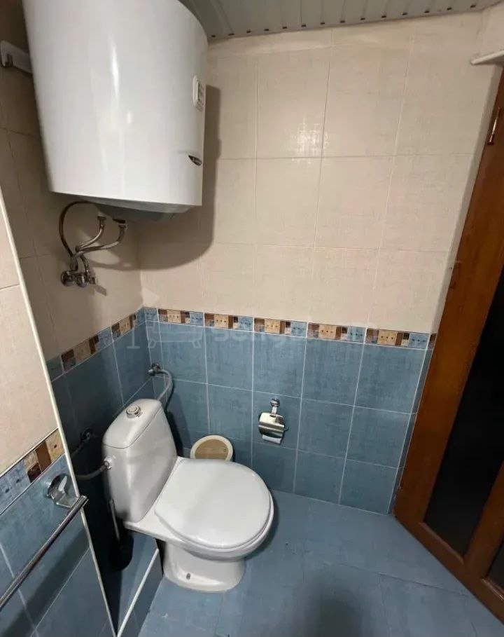 1 Սենյականոց Բնակարան Քարե Շենքում, 31քմ, 4/4 հարկ, Կապիտալ Վերանորոգված, Կահավորված