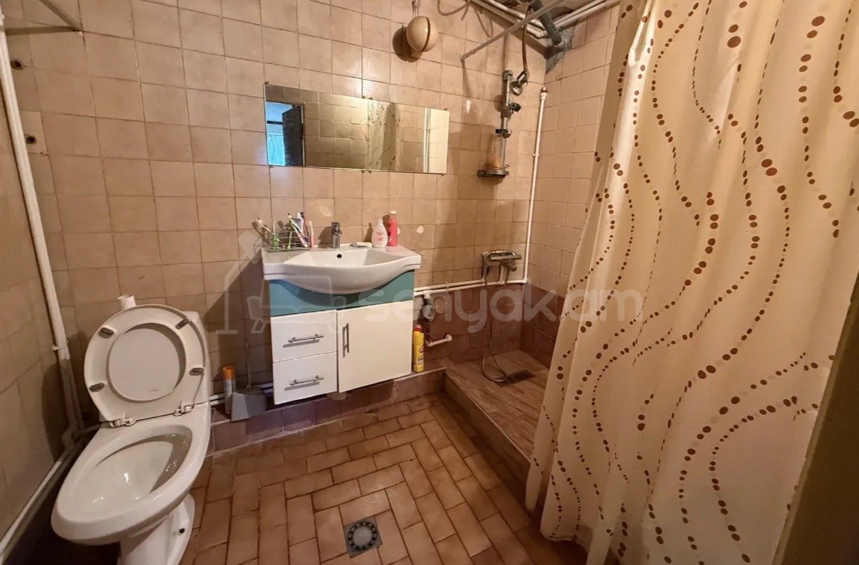 3 Սենյականոց Բնակարան, 84քմ, 6/14 հարկ, Նորմալ Վիճակում