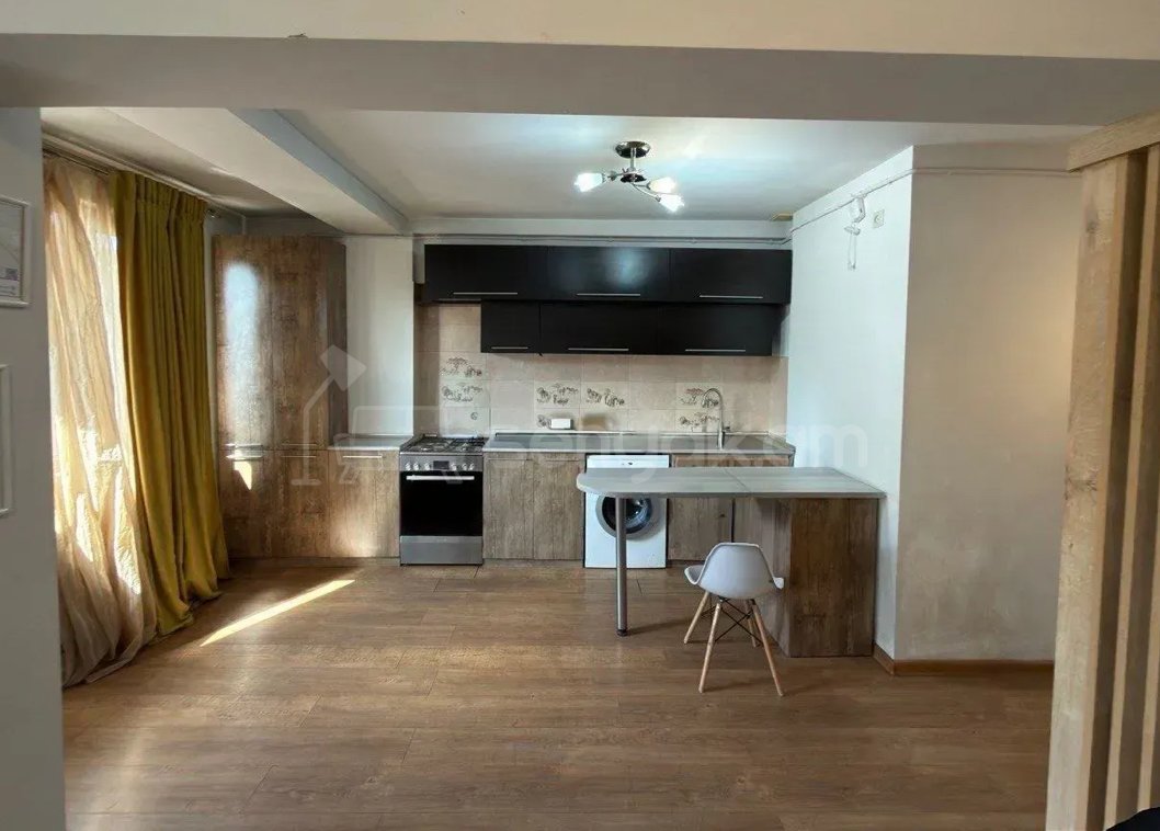 1 Սենյականոց Բնակարան, 41քմ, 9/9 հարկ, Կապիտալ Վերանորոգված