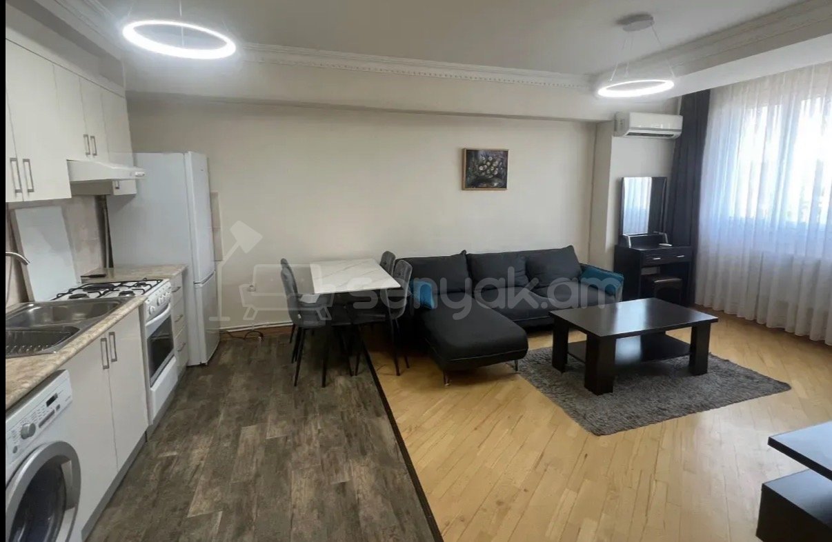 2 Սենյականոց Բնակարան, 45քմ, 6/9 հարկ, Կապիտալ Վերանորոգված, Կահավորված, Արևկող