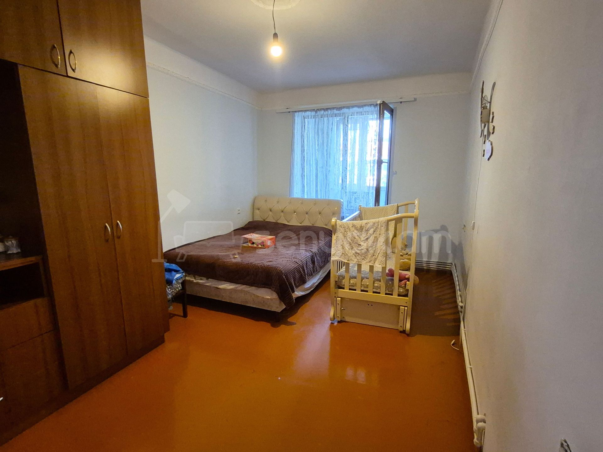 3 Սենյականոց Բնակարան Քարե Շենքում, 76քմ, 5/5 հարկ, Կոսմետիկ Վերանորոգված