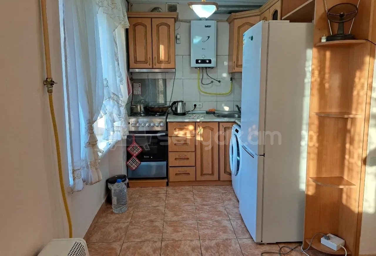 2 Սենյականոց Բնակարան Քարե Շենքում, 53քմ, 2/5 հարկ, Կոսմետիկ Վերանորոգված