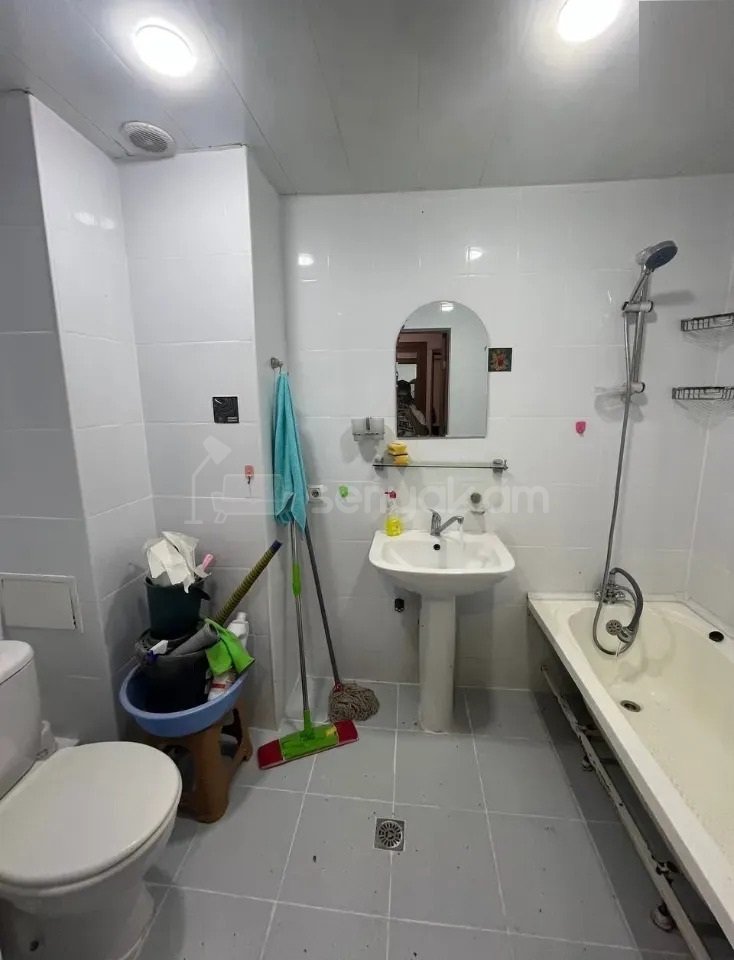 2 Սենյականոց Բնակարան Քարե Շենքում, 54քմ, 1/5 հարկ, Կապիտալ Վերանորոգված