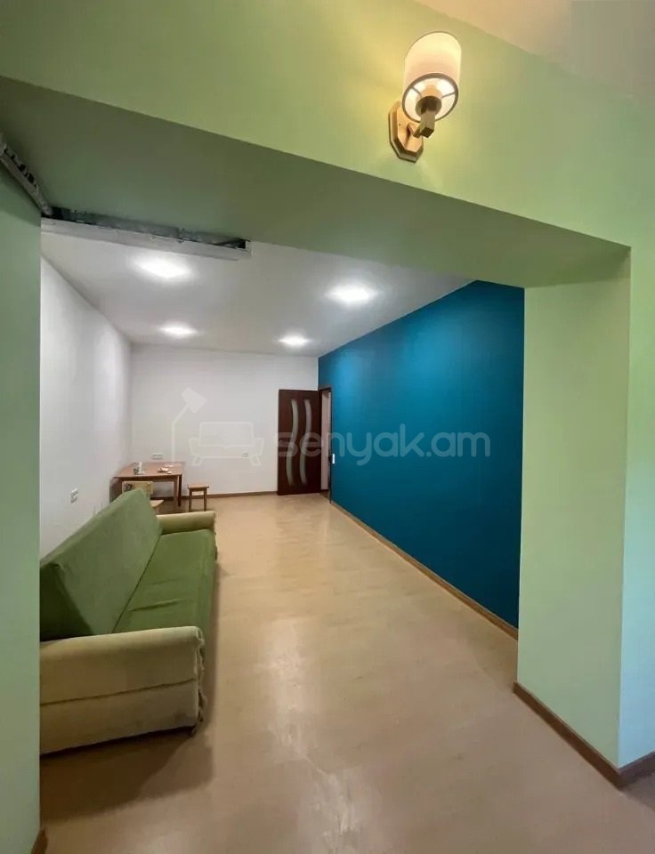 2 Սենյականոց Բնակարան Քարե Շենքում, 54քմ, 1/5 հարկ, Կապիտալ Վերանորոգված